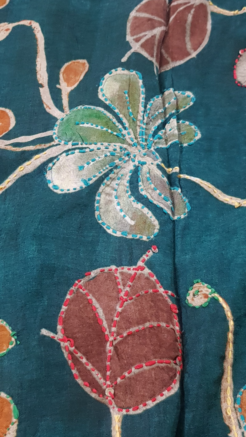 Pure Dola Crepe Silk Saree with Hand Embroidery & Zari Border – Elegant Floral Design